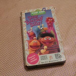 Sesame Street Sing Yourself Silly VHS